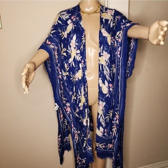 American eagle blue floral print kimono - Picture 9 of 12